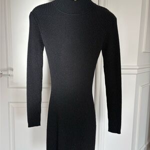 Elegant Black Ribbed Knit Dress